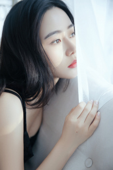 三个男人换着躁我一个电影